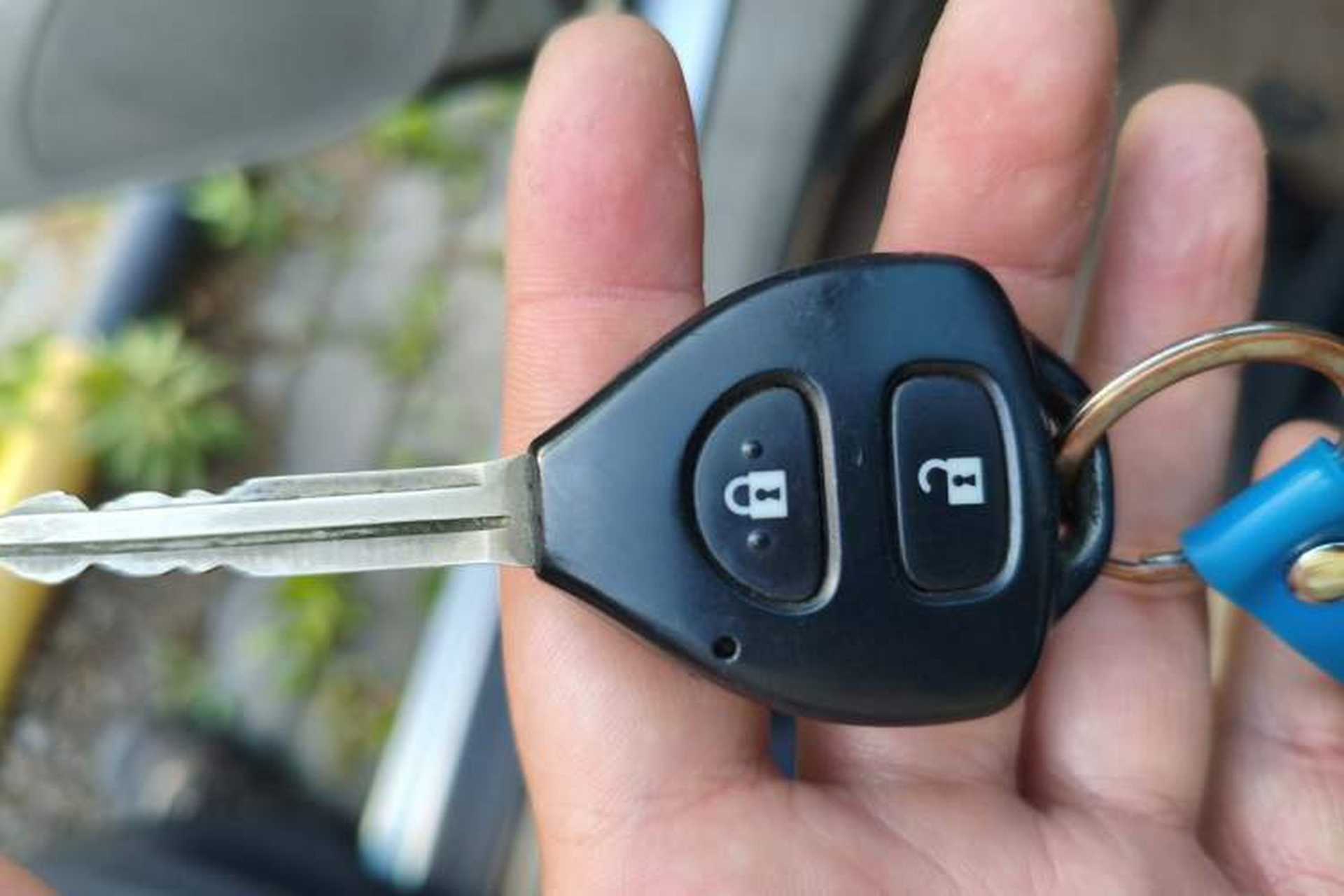 Used Toyota Corolla 2007 1.6L Manual GL Vehicle Key