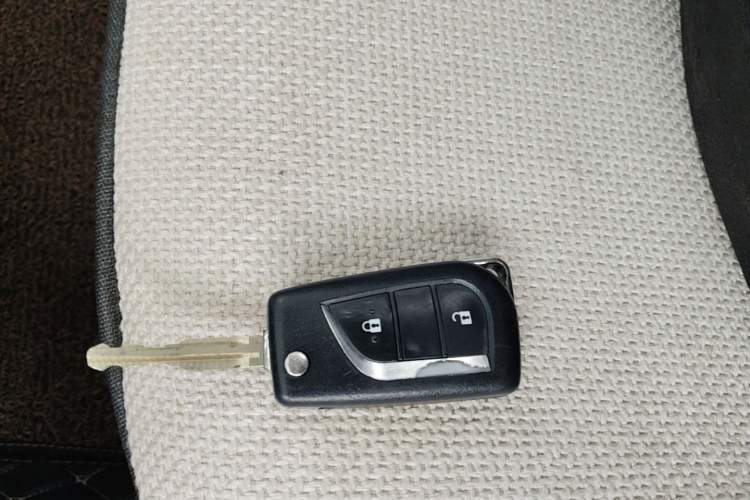 Used Toyota Corolla 2007 1.6L Manual GL Vehicle Key