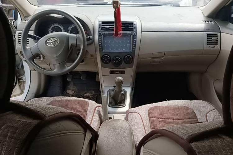 Used Toyota Corolla 2007 1.6L Manual GL Center Console