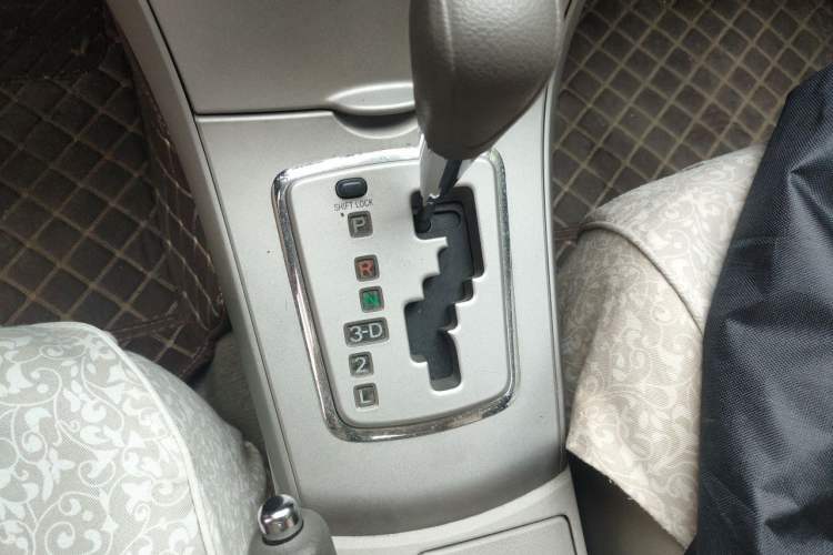 Used Toyota Corolla 2007 1.6L Automatic GL Gear Lever