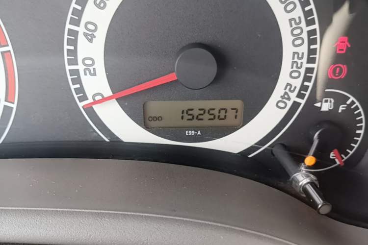 Used Toyota Corolla 2007 1.6L Manual GL Odometer Close Up