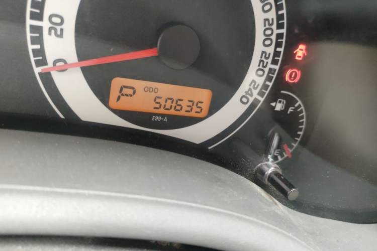Used Toyota Corolla 2007 1.6L Automatic GL Odometer Close Up