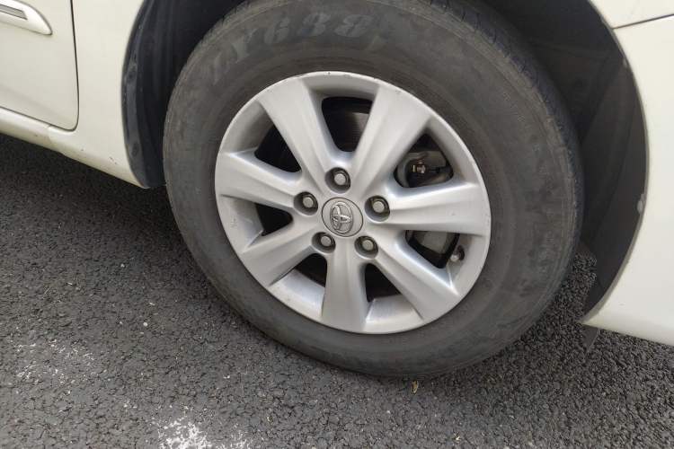 Used Toyota Corolla 2007 1.6L Automatic GL Right Front Wheel Hub
