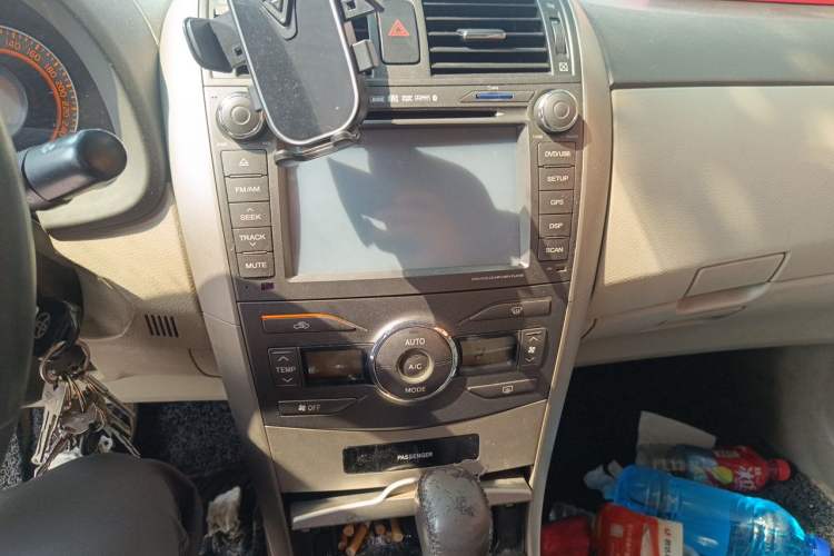 Used Toyota Corolla 2008 1.8L Automatic GL-i Sunroof Special Edition Audio And AC Panel