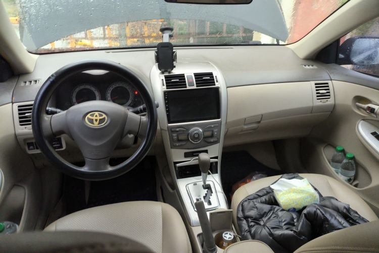 Used Toyota Corolla 2008 1.8L Automatic GL-i Sunroof Special Edition Center Console