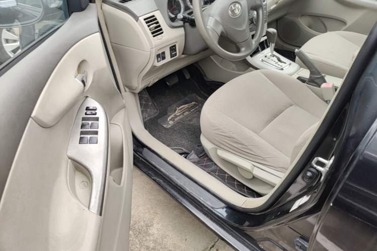 Used Toyota Corolla 2008 1.8L Automatic GL-i Sunroof Special Edition Driver Seat