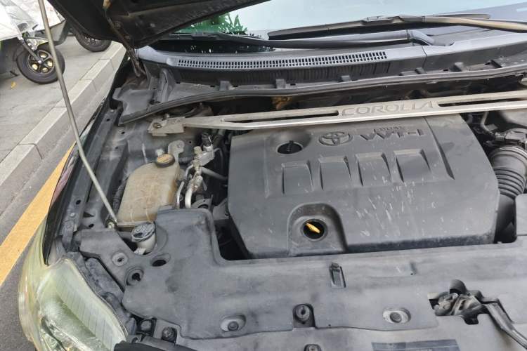 Used Toyota Corolla 2008 1.8L Automatic GLX-i Special Commemorative Edition Engine Bay Right