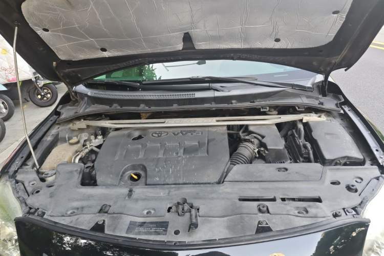 Used Toyota Corolla 2008 1.8L Automatic GLX-i Special Commemorative Edition Engine Bay