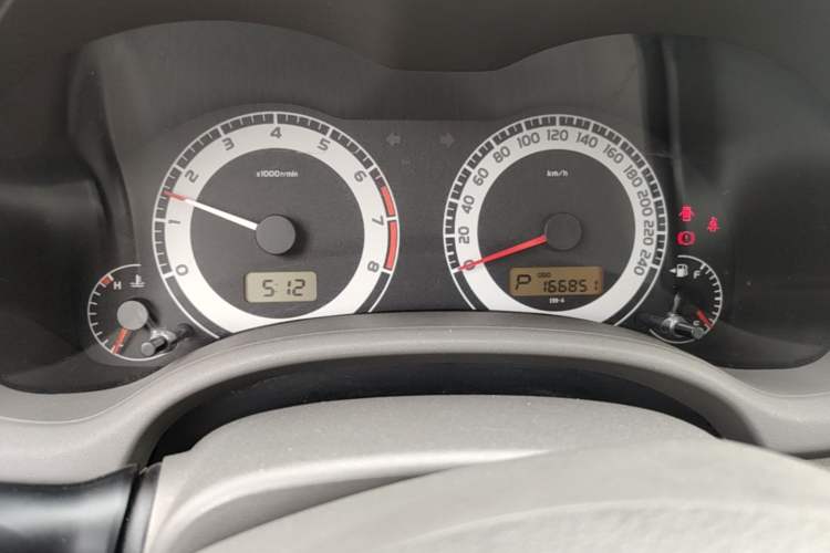 Used Toyota Corolla 2008 1.8L Automatic GL-i Sunroof Special Edition Odometer Close Up