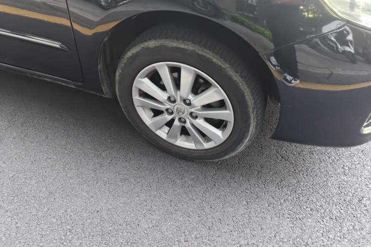 Used Toyota Corolla 2008 1.8L Automatic GLX-i Special Commemorative Edition Right Front Wheel Hub