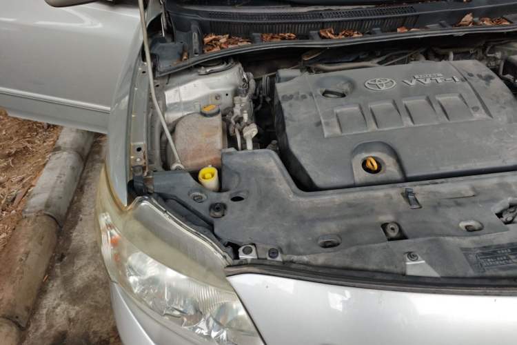 Used Toyota Corolla 2008 1.8L Automatic GL-i Sunroof Special Edition Engine Bay Right