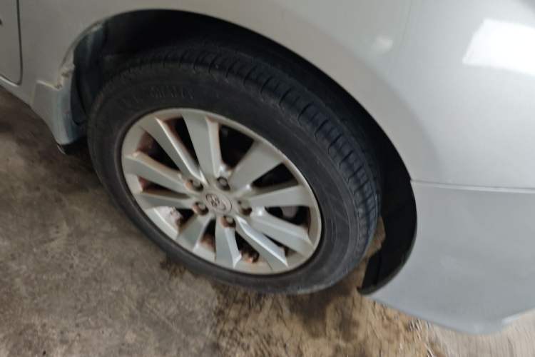 Used Toyota Corolla 2008 1.8L Automatic GL-i Sunroof Special Edition Right Front Wheel Hub