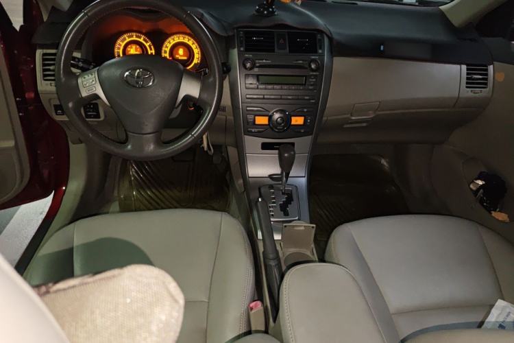 Used Toyota Corolla 2008 1.8L Automatic GL-i Sunroof Special Edition Center Console