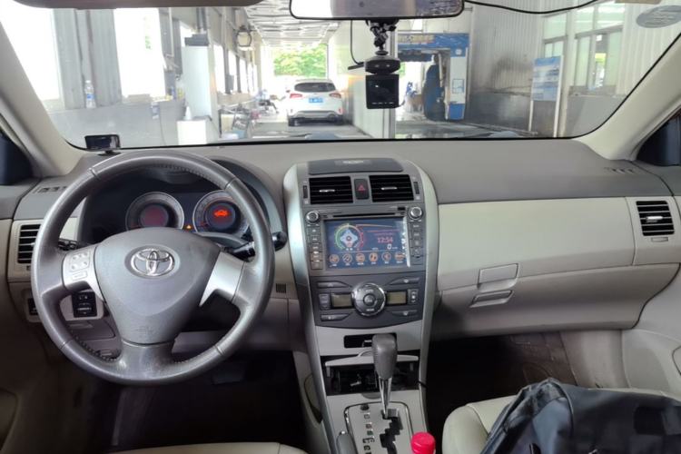 Used Toyota Corolla 2008 1.8L Automatic GL-i Sunroof Special Edition Center Console