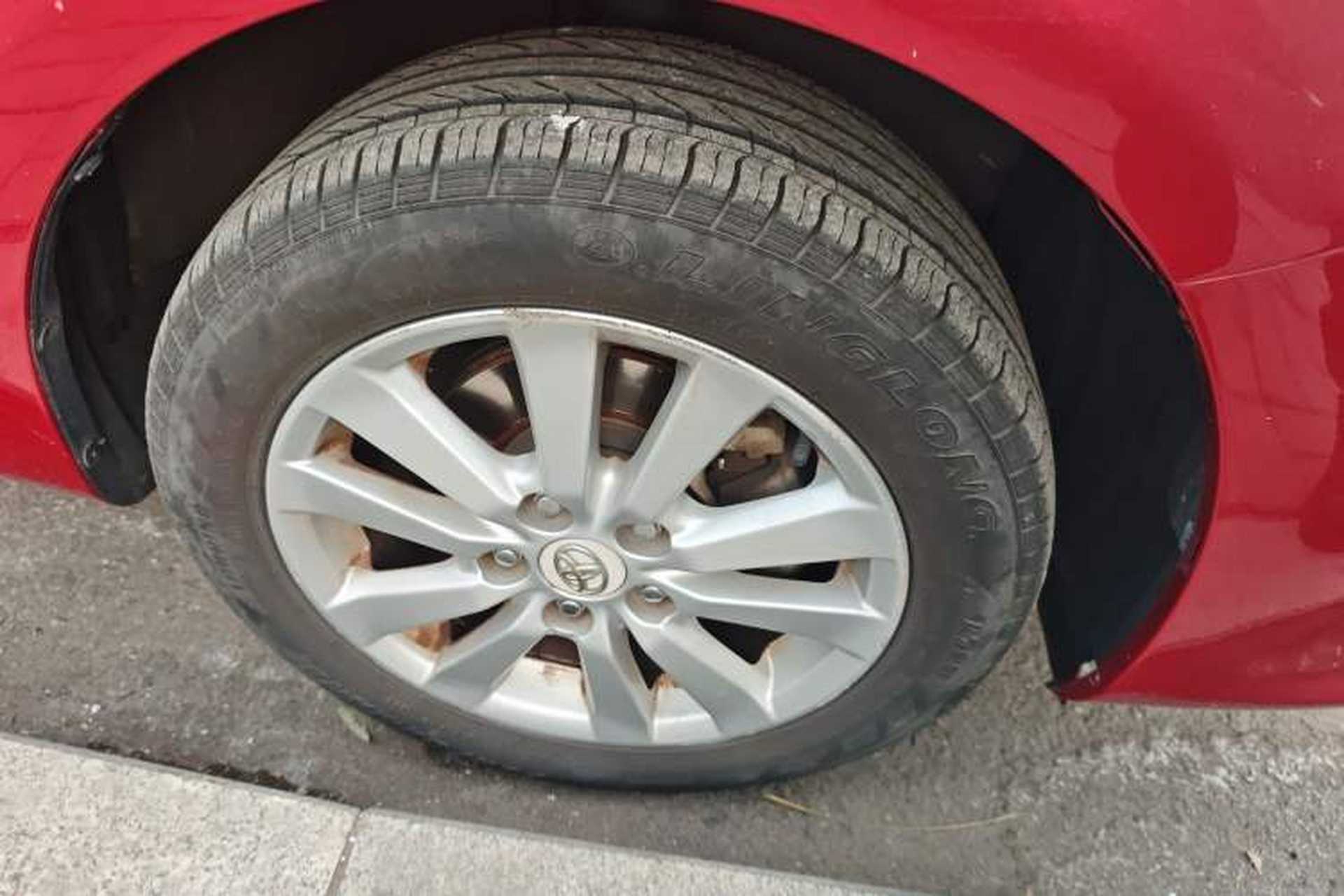 Used Toyota Corolla 2008 1.8L Automatic GL-i Sunroof Special Edition Right Front Wheel Hub