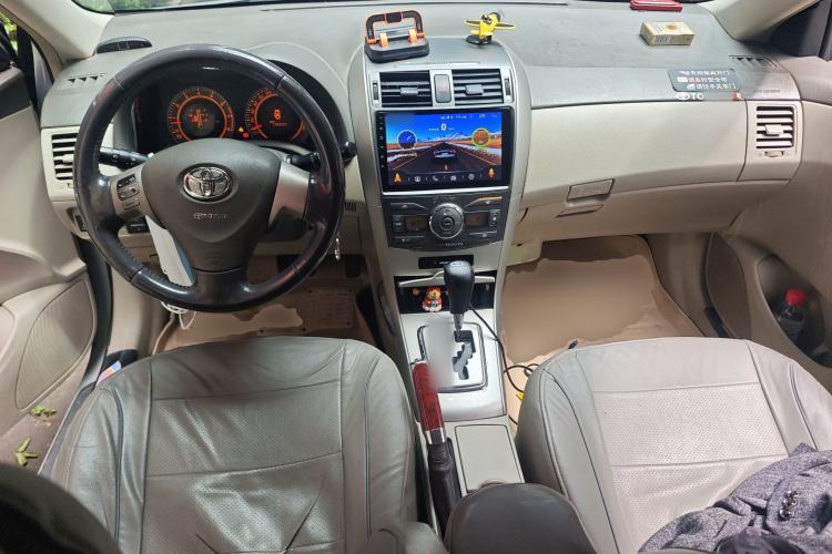 Used Toyota Corolla 2008 1.8L Automatic GL-i Sunroof Special Edition Center Console
