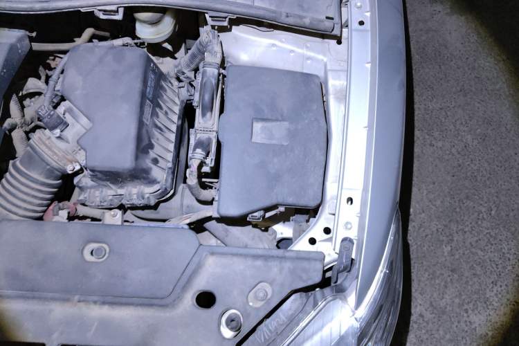 Used Toyota Corolla 2008 1.8L Automatic GLX-i Special Commemorative Edition Engine Bay Left
