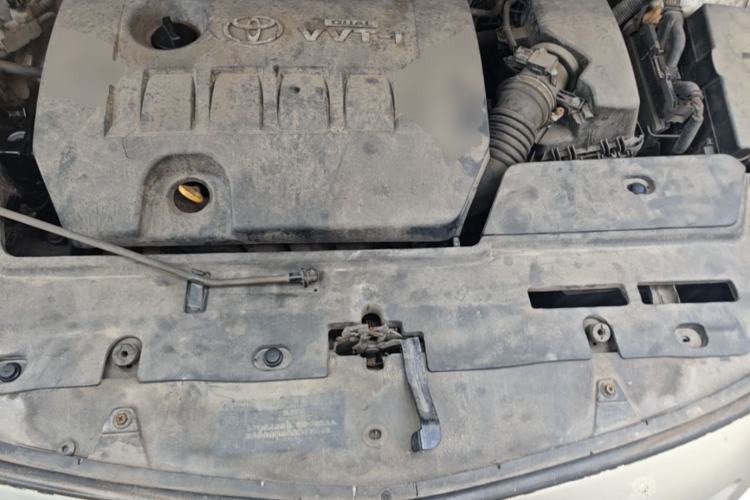 Used Toyota Corolla 2008 1.8L Automatic GL-i Sunroof Special Edition Engine Bay