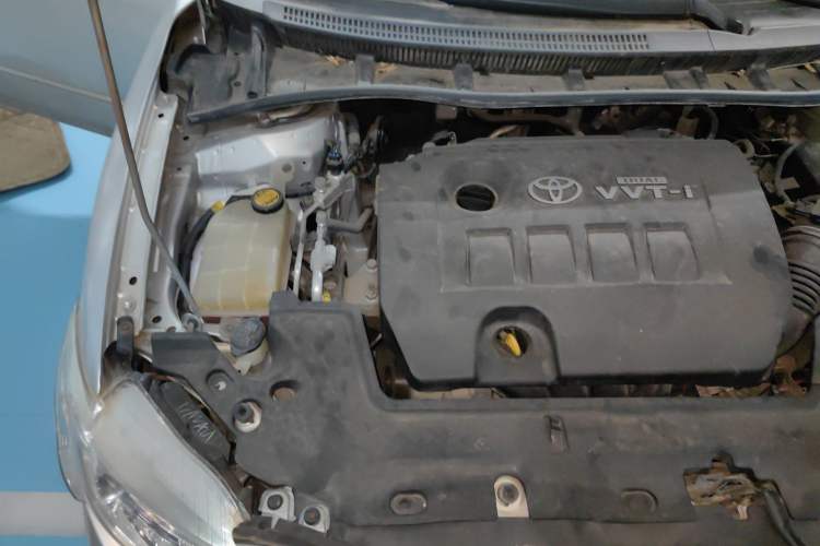 Used Toyota Corolla 2008 1.8L Automatic GL-i Sunroof Special Edition Engine Bay Right