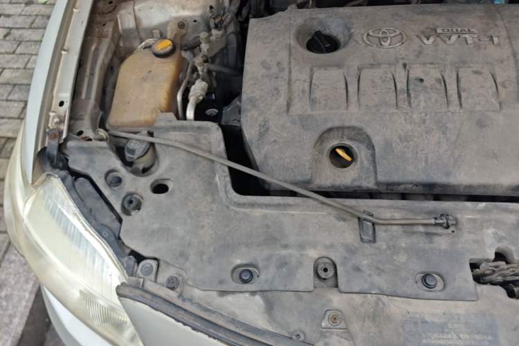 Used Toyota Corolla 2008 1.8L Automatic GL-i Sunroof Special Edition Engine Bay Right