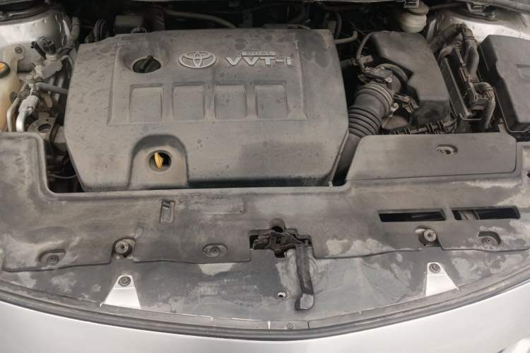 Used Toyota Corolla 2008 1.8L Automatic GL-i Sunroof Special Edition Engine Bay