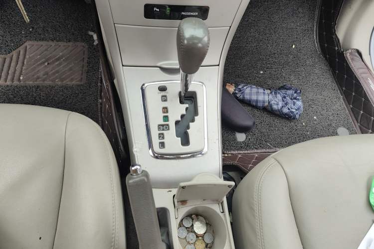 Used Toyota Corolla 2008 1.8L Automatic GLX-i Special Commemorative Edition Gear Lever