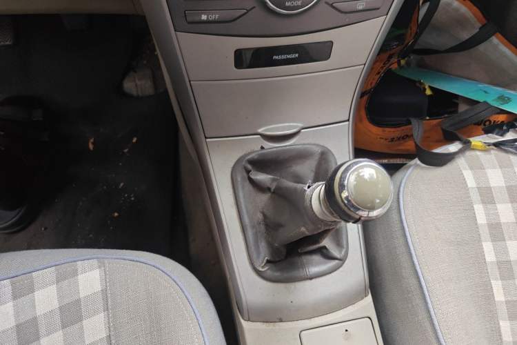Used Toyota Corolla 2008 1.8L Manual GL-i Sunroof Special Edition Gear Lever