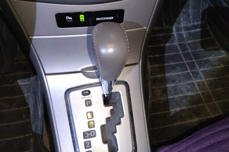 Used Toyota Corolla 2008 1.8L Automatic GLX-i Special Commemorative Edition Gear Lever