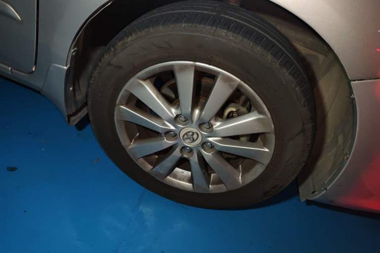 Used Toyota Corolla 2008 Sports Edition 1.8L Automatic GL-S Right Front Wheel Hub