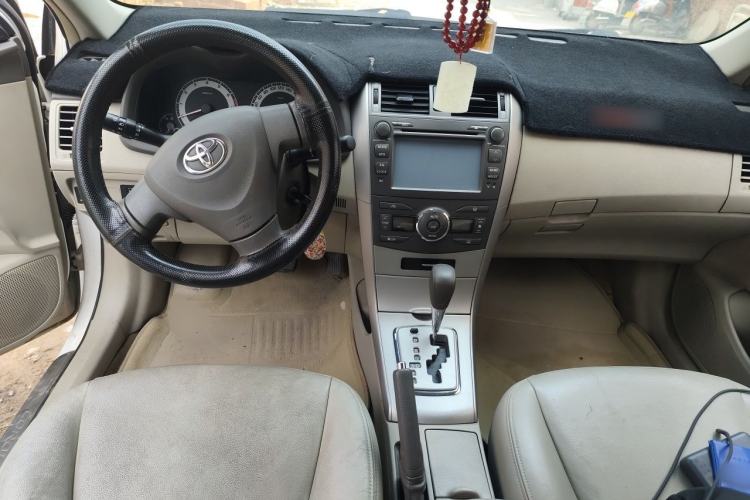 Used Toyota Corolla 2008 1.8L Automatic GL-i Sunroof Special Edition Center Console