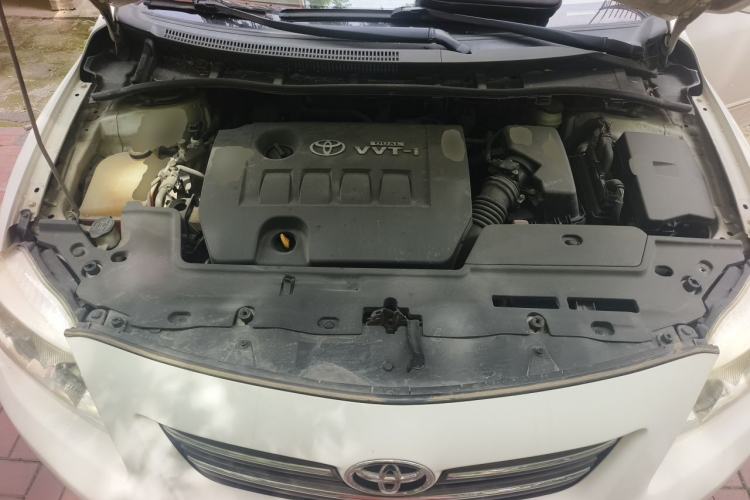 Used Toyota Corolla 2008 1.8L Automatic GL-i Sunroof Special Edition Engine Bay