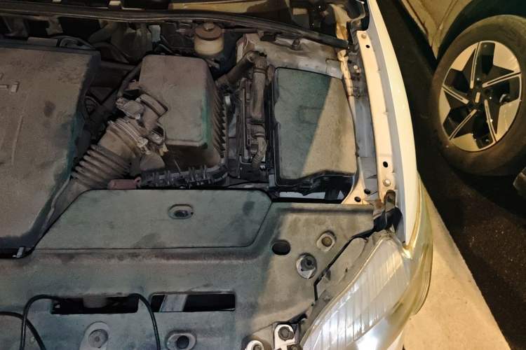 Used Toyota Corolla 2008 1.8L Automatic GL-i Sunroof Special Edition Engine Bay Left