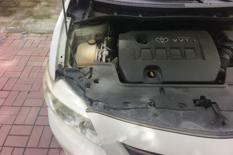 Used Toyota Corolla 2008 1.8L Automatic GL-i Sunroof Special Edition Engine Bay Right
