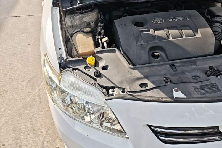 Used Toyota Corolla 2008 1.8L Automatic GL-i Sunroof Special Edition Engine Bay Right