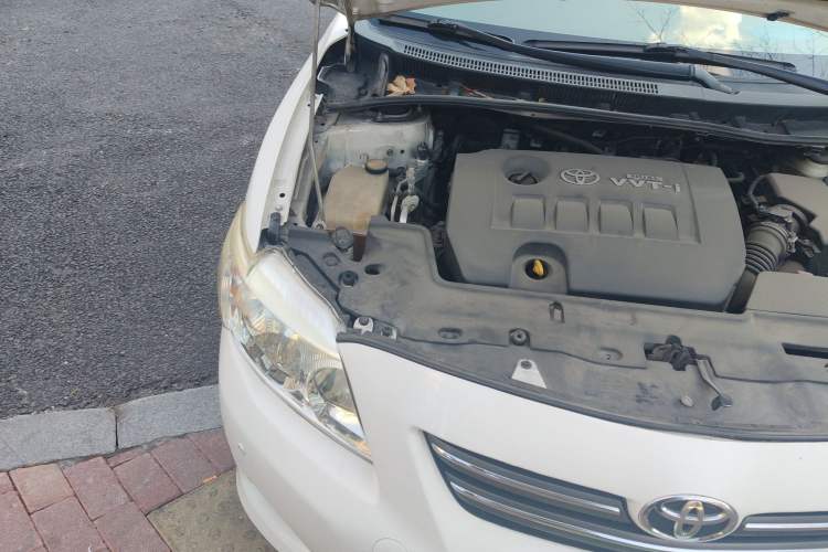 Used Toyota Corolla 2008 1.8L Automatic GL-i Sunroof Special Edition Engine Bay Right