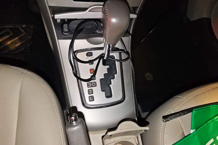 Used Toyota Corolla 2008 1.8L Automatic GL-i Sunroof Special Edition Gear Lever