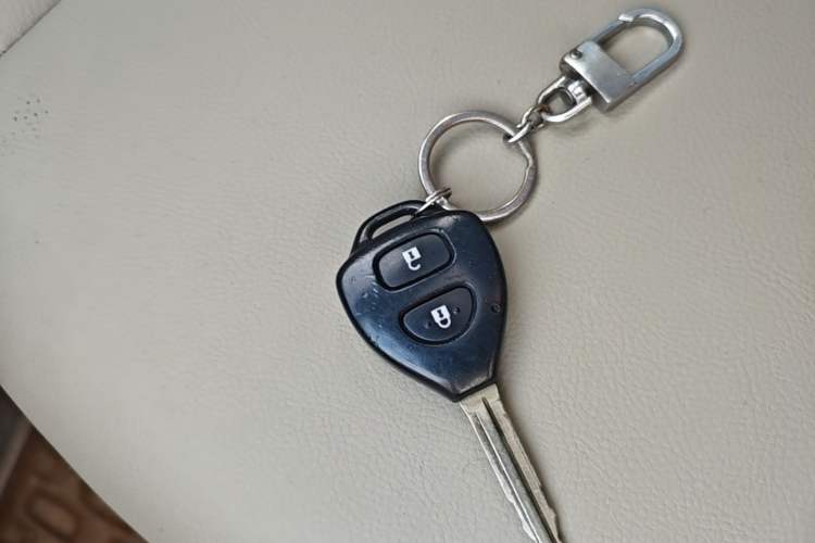 Used Toyota Corolla 2008 1.8L Automatic GL-i Sunroof Special Edition Vehicle Key