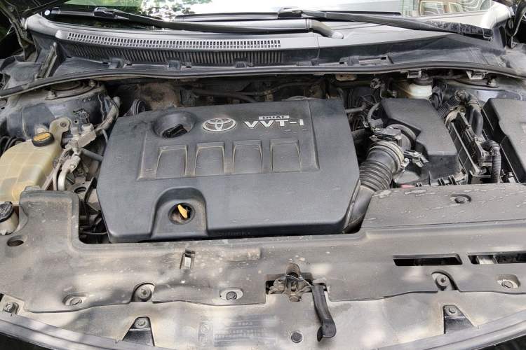 Used Toyota Corolla 2009 1.6L Manual GL Sunroof Special Edition Engine Bay