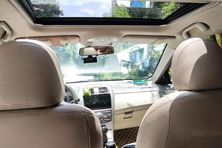 Used Toyota Corolla 2009 1.6L Manual GL Sunroof Special Edition Headliner