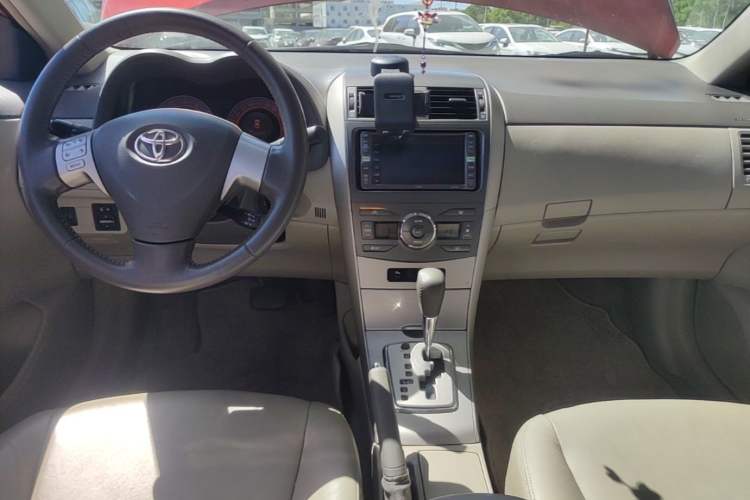 Used Toyota Corolla 2009 1.8L Automatic GLX-i Special Commemorative Edition Center Console