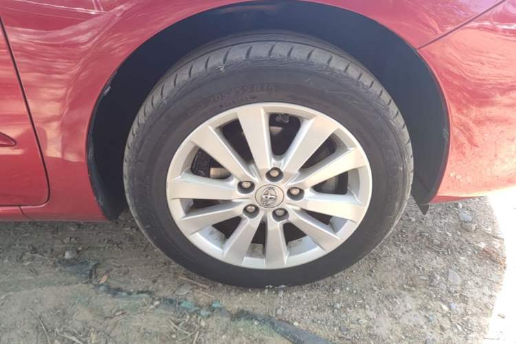 Used Toyota Corolla 2009 1.8L Automatic GLX-i Special Commemorative Edition Right Front Wheel Hub