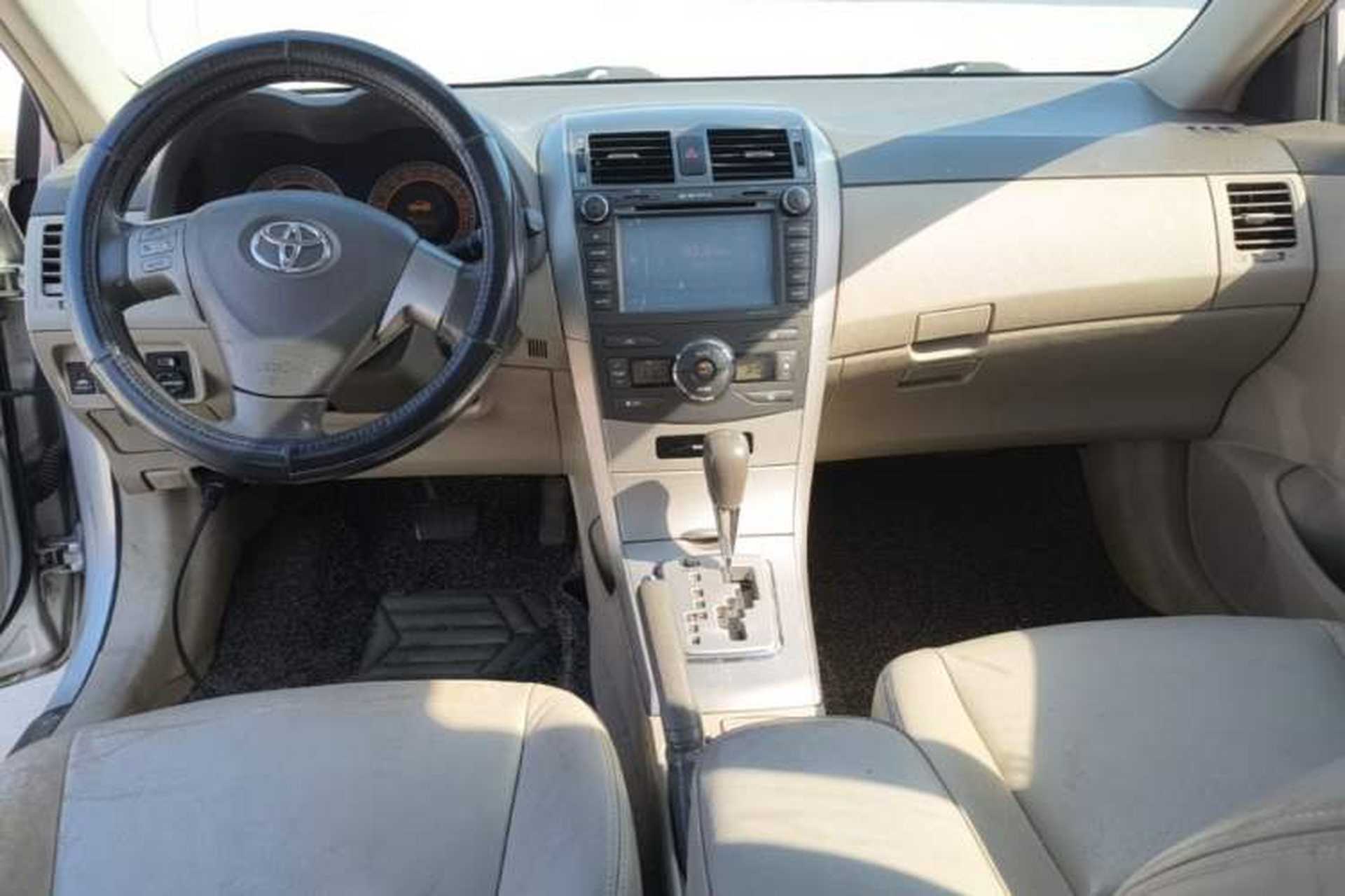 Used Toyota Corolla 2009 1.8L Automatic GLX-i Special Commemorative Edition Center Console