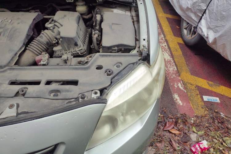 Used Toyota Corolla 2009 1.6L Manual GL Sunroof Special Edition Engine Bay Left