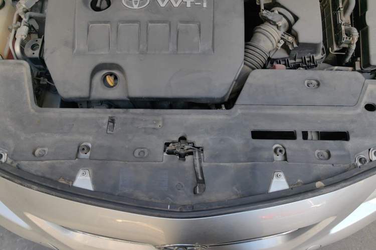 Used Toyota Corolla 2009 1.6L Automatic GL Sunroof Special Edition Engine Bay