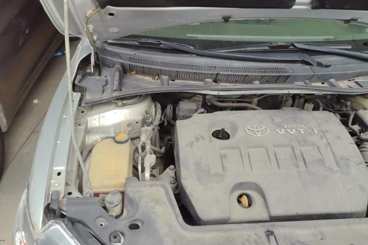 Used Toyota Corolla 2009 1.8L Automatic GLX-i Special Commemorative Edition Engine Bay Right