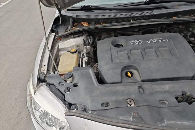 Used Toyota Corolla 2009 1.6L Automatic GL Sunroof Special Edition Engine Bay Right