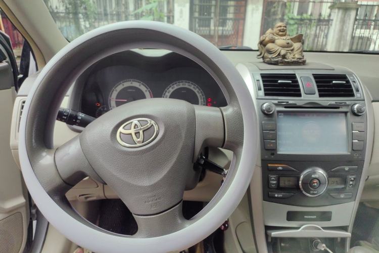 Used Toyota Corolla 2009 1.6L Manual GL Sunroof Special Edition Steering Wheel