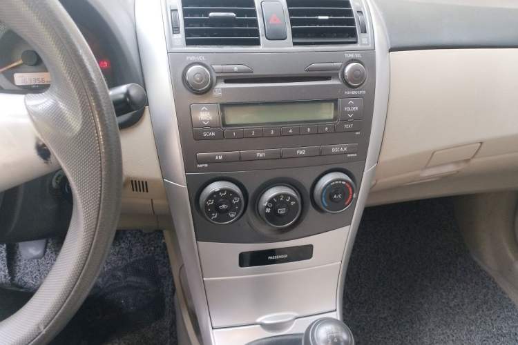 Used Toyota Corolla 2011 1.6L Manual GL Audio And AC Panel
