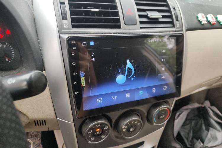 Used Toyota Corolla 2011 1.6L Manual GL Audio And AC Panel