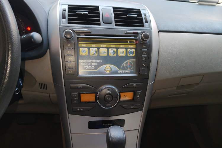 Used Toyota Corolla 2011 1.8L CVT GL-i Audio And AC Panel